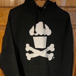 Johnny cupcakes XL cupcake and cross bones hoodie